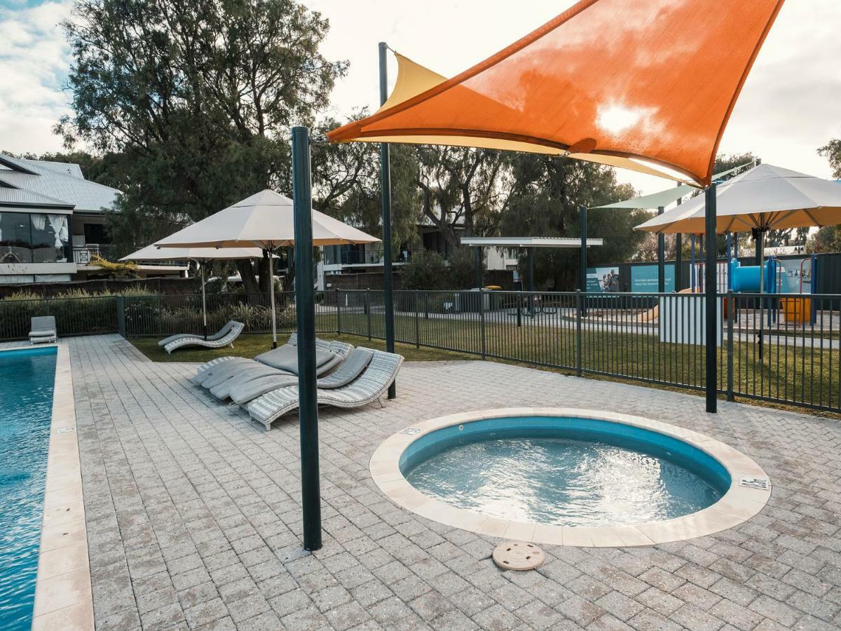 Fortyone - Oceanside Retreat بوسيلتون المظهر الخارجي الصورة